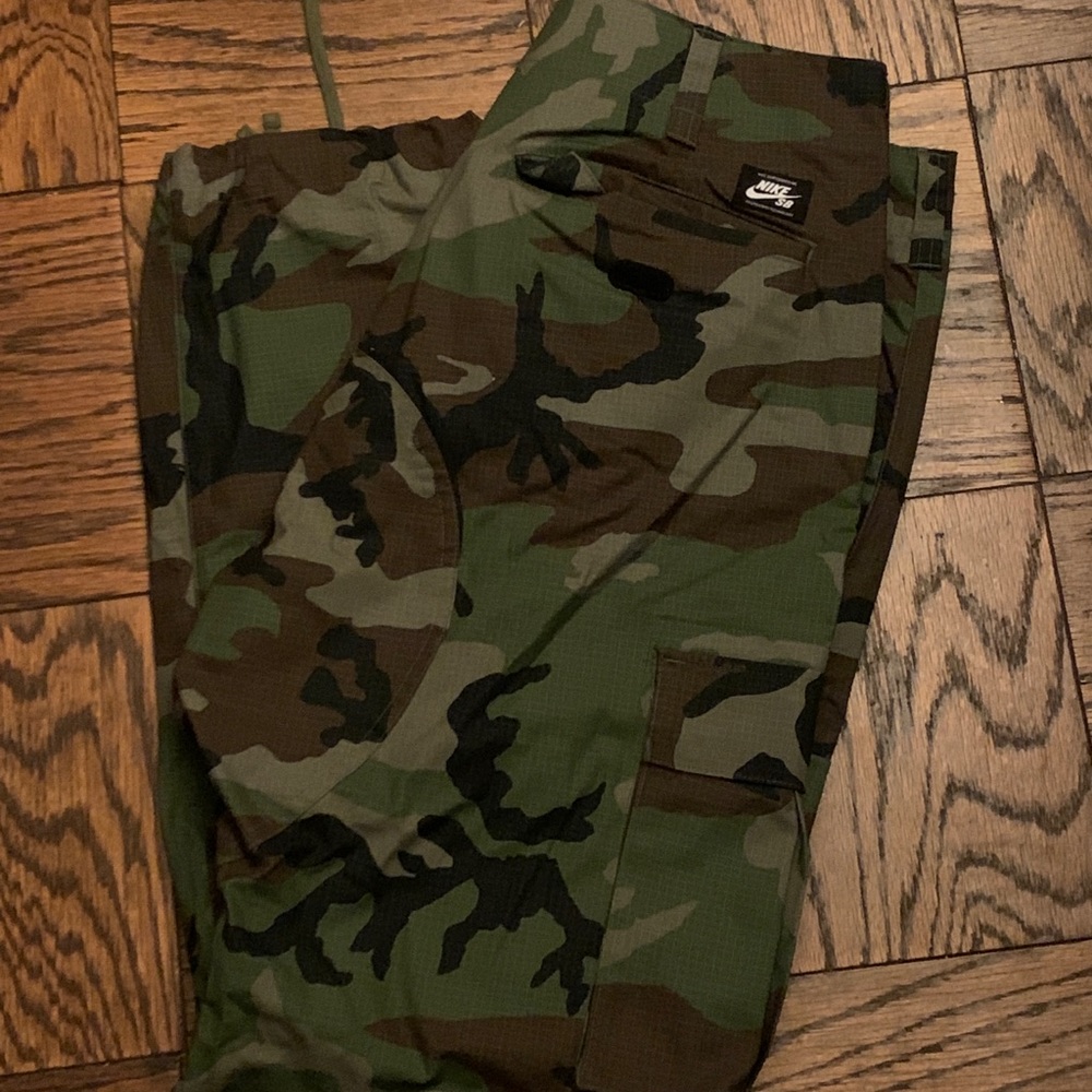 Camo pants! Brand new... Perfect condition